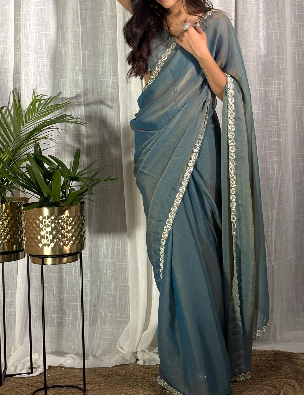 Inara [in two colour]