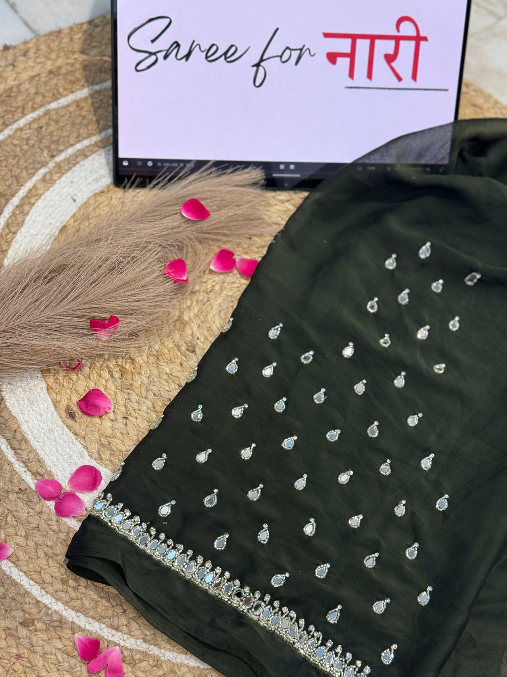 Noor Sheesha (in two colors)