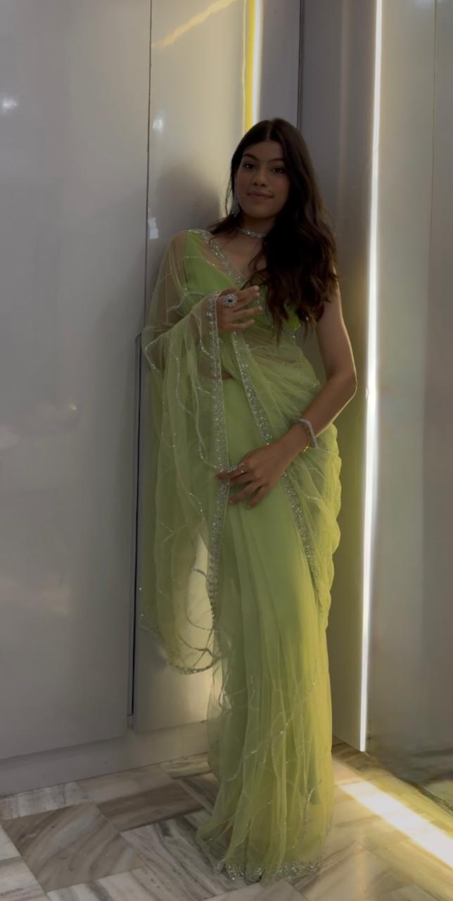 Jhalak (in two colors)