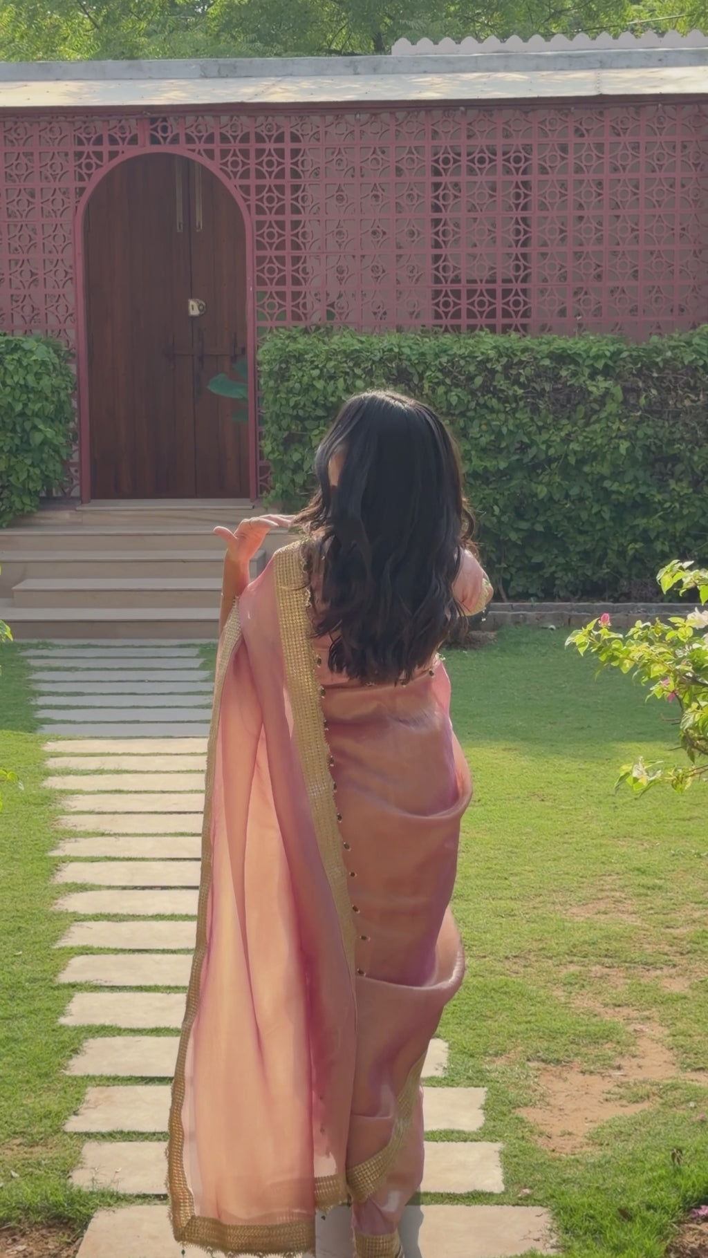 Noor-e-gulabi